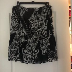 White House Black Market Skirt